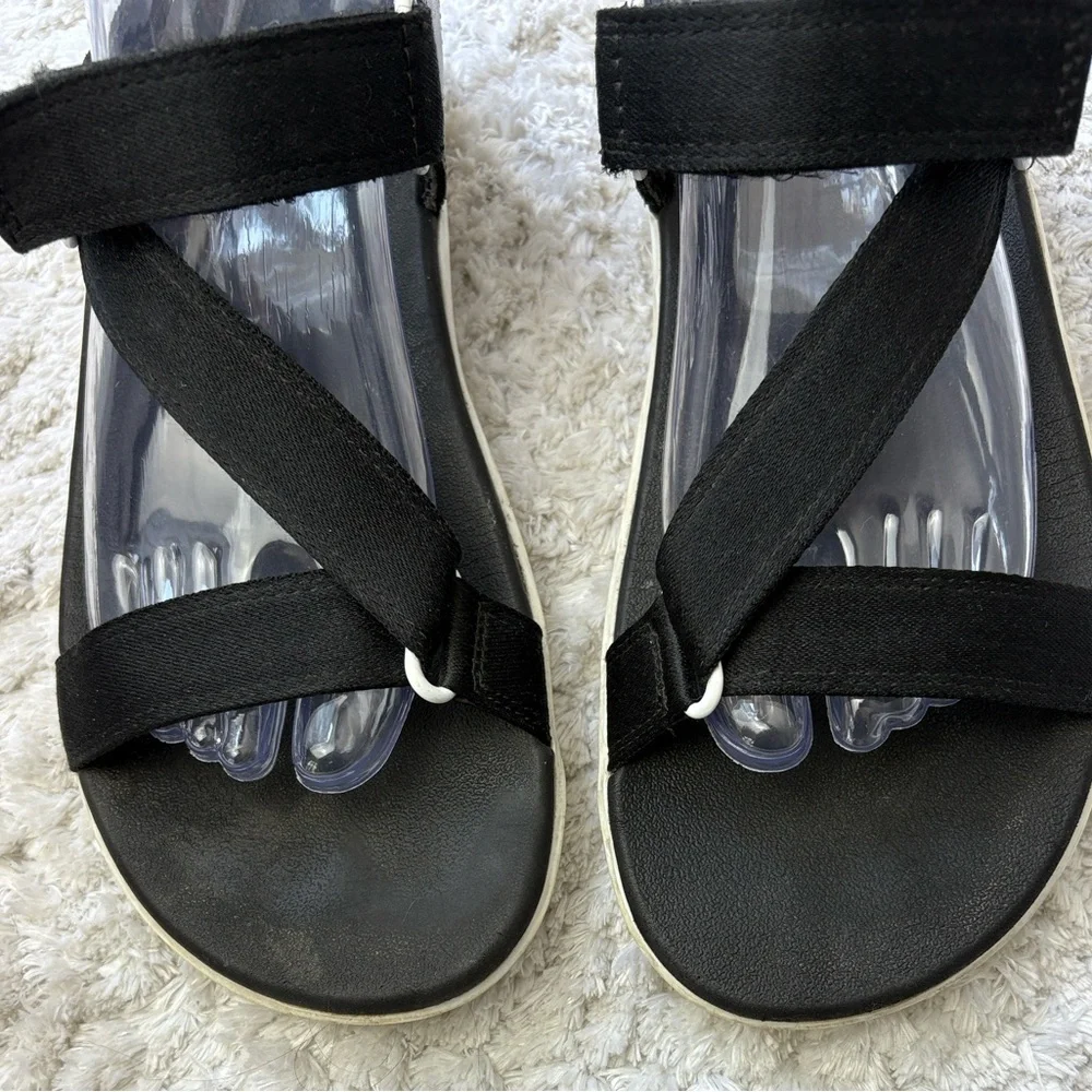 Dr. Martens Balfour Z-Strap Sandal